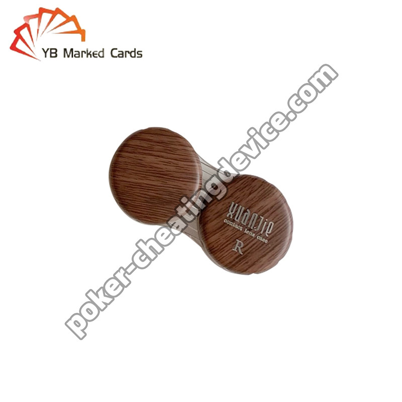 Lentes de contato para cartas marcadas com tinta invisível