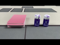 Lentes de contato que podem ver através de cartas de pôquer